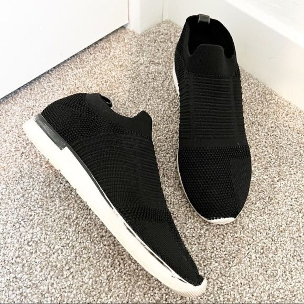 J/Slides Great Knit Lightweight Sneakers - image 2